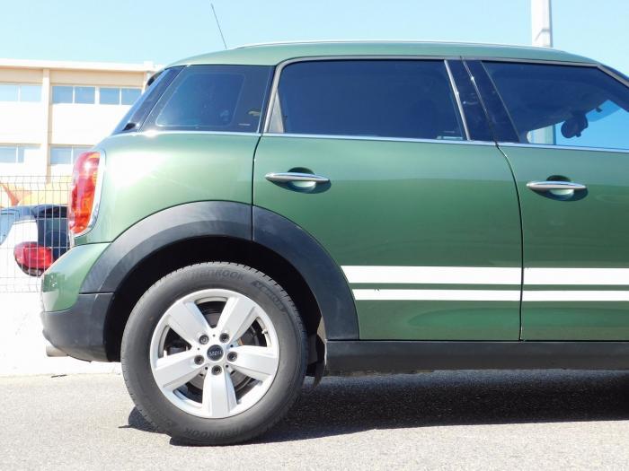 Mini Countryman Mini One d 90ch