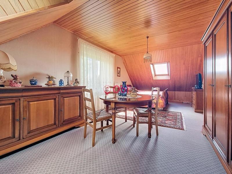 Maison - 157 m² - 8 pièces