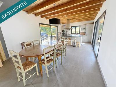 Villa - 211 m² - 5 pièces