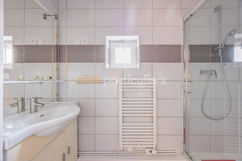 Maison - 92 m² - 5 pièces