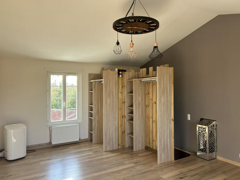 Maison - 200 m² - 8 pièces