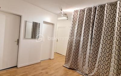 Appartement - 98 m² - 5 pièces