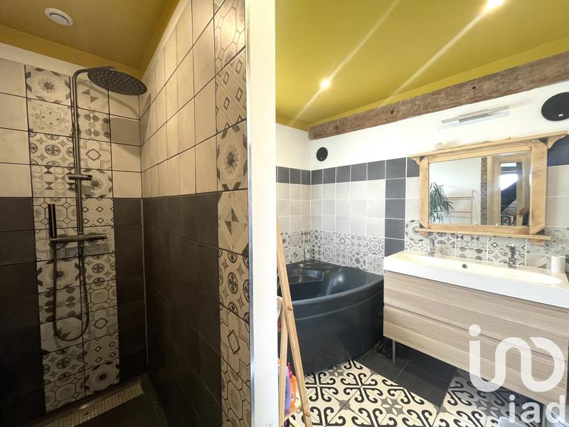 Maison - 174 m² - 8 pièces