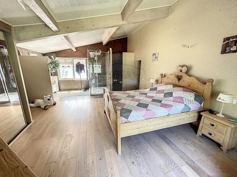 Villa - 176 m² - 5 pièces