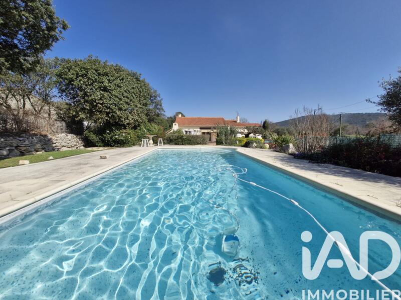 Maison - 106 m² - 4 pièces