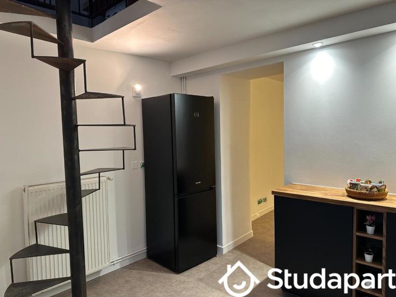 Chambre - 11 m² - 1 pièce