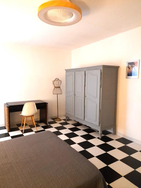 Villa - 211 m² - 8 pièces