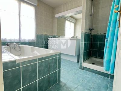 Maison - 175 m² - 7 pièces