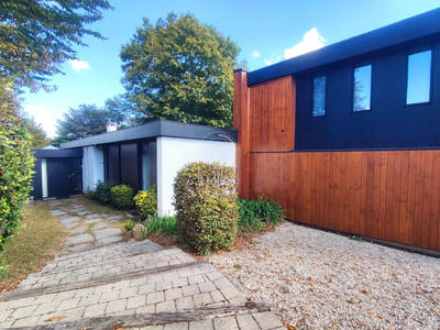 Maison - 189 m² - 8 pièces