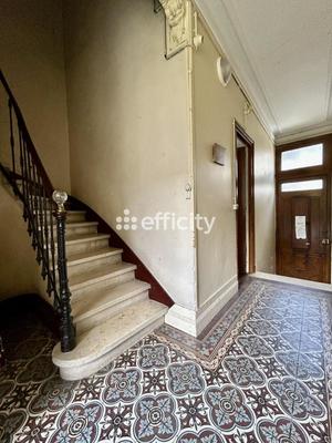 Maison - 192 m² - 5 pièces