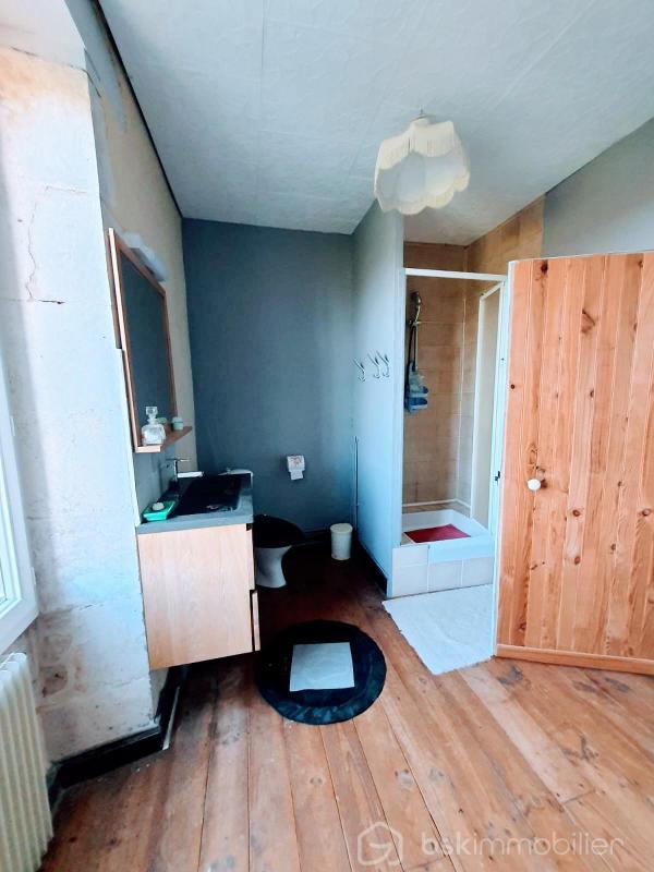 Maison ancienne - 274 m² - 7 pièces