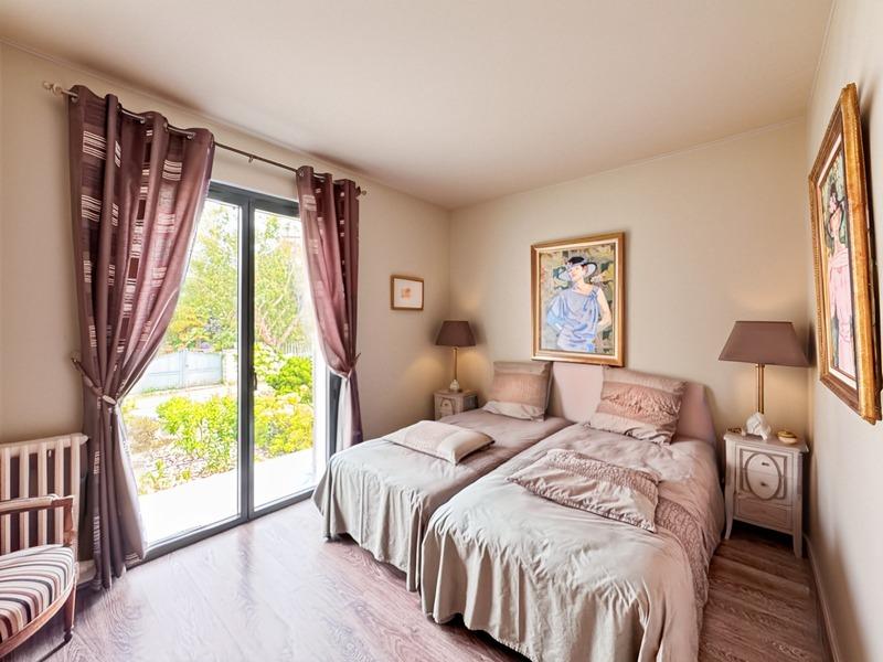 Maison - 180 m² - 7 pièces