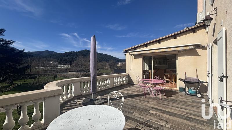 Maison - 277 m² - 8 pièces
