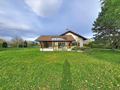 Villa - 151 m² - 4 pièces