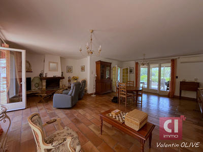 Maison - 170 m² - 6 pièces