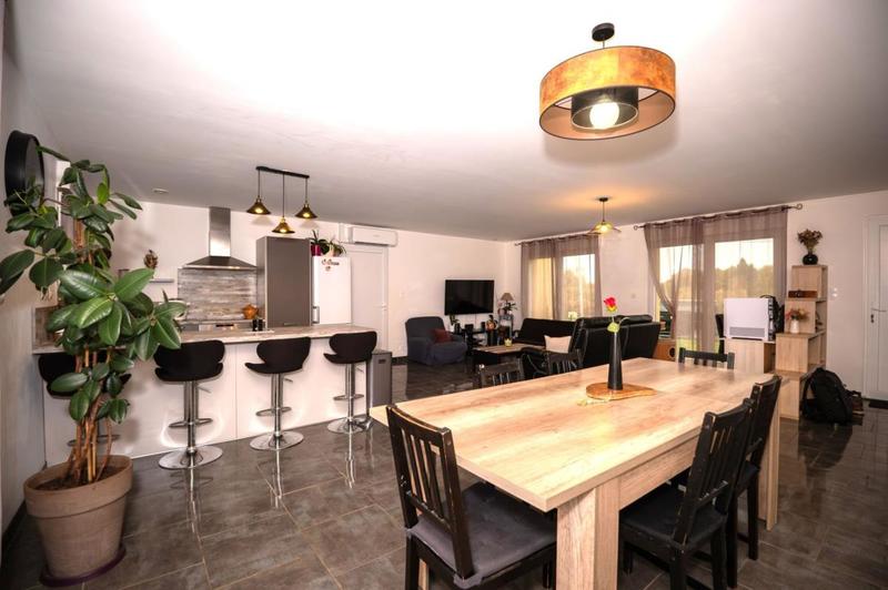 Pavillon - 123 m² - 4 pièces