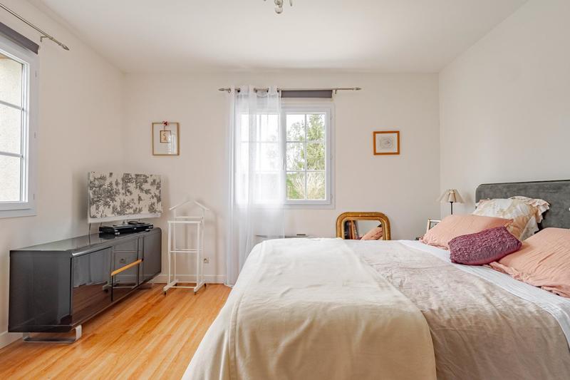 Maison - 190 m² - 8 pièces