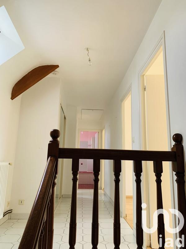 Maison - 99 m² - 5 pièces