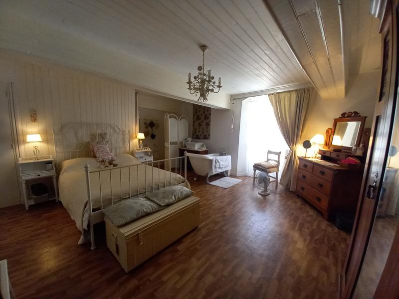 Maison traditionnelle - 105 m² - 4 pièces