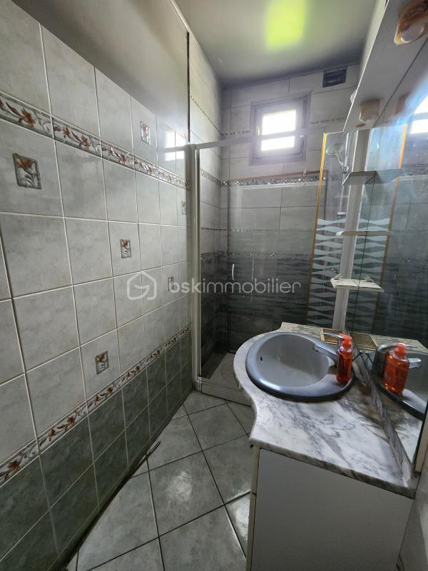 Maison de ville - 84 m² - 5 pièces