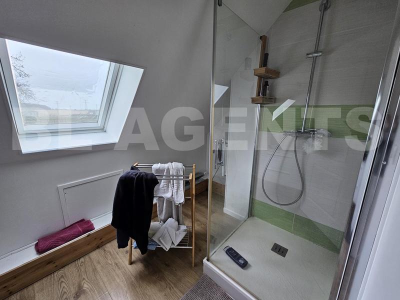 Maison - 145 m² - 6 pièces