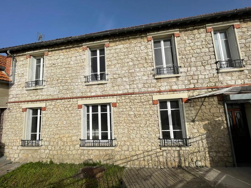 Maison de village - 108 m² - 5 pièces