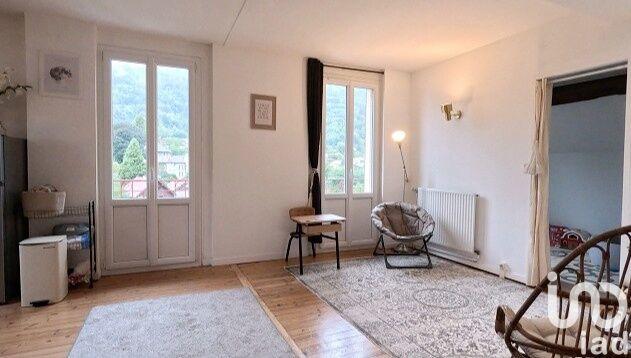 Appartement - 80 m² - 5 pièces