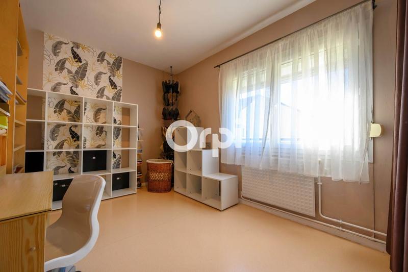 Maison - 94 m² - 5 pièces