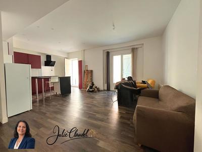 Appartement - 70 m² - 3 pièces