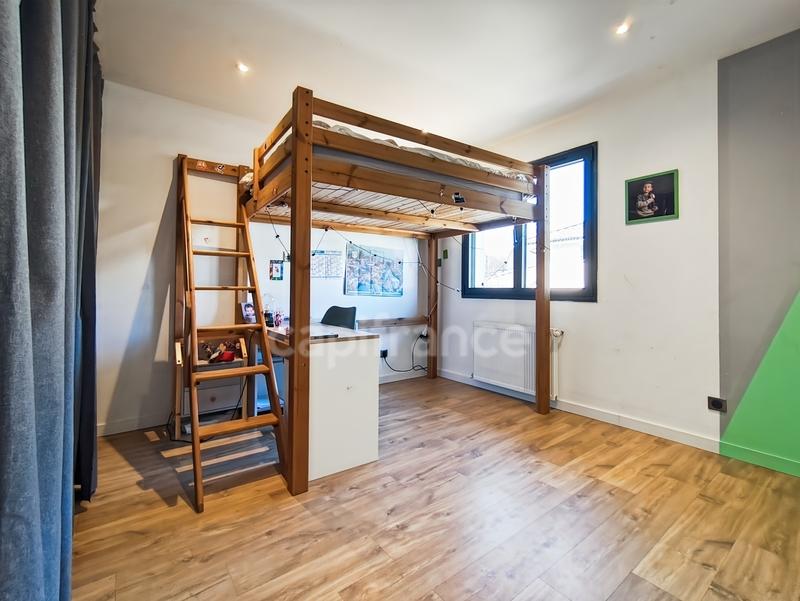 Maison - 163 m² - 6 pièces