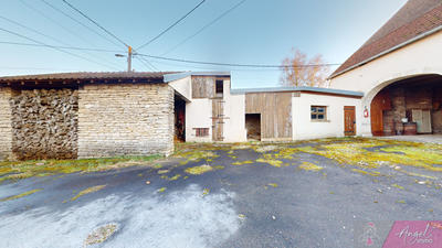 Maison de village - 94 m² - 5 pièces