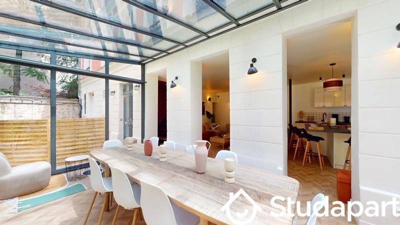 Chambre - 10 m² - 1 pièce