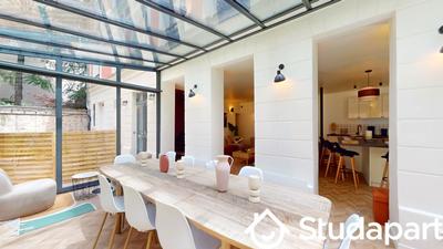 Chambre - 10 m² - 1 pièce