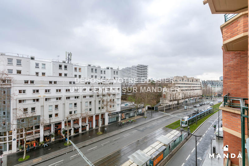 Appartement - 80 m² - 4 pièces