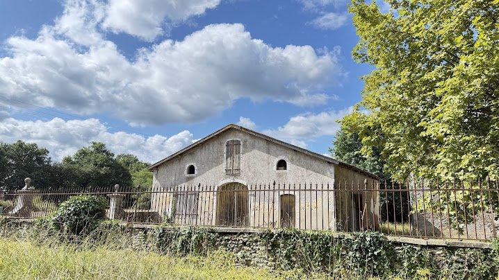 Maison de maîtres - 400 m² - 10 pièces