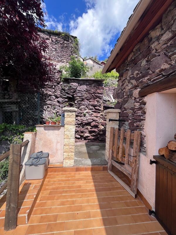 Maison en pierre - 90 m² - 4 pièces