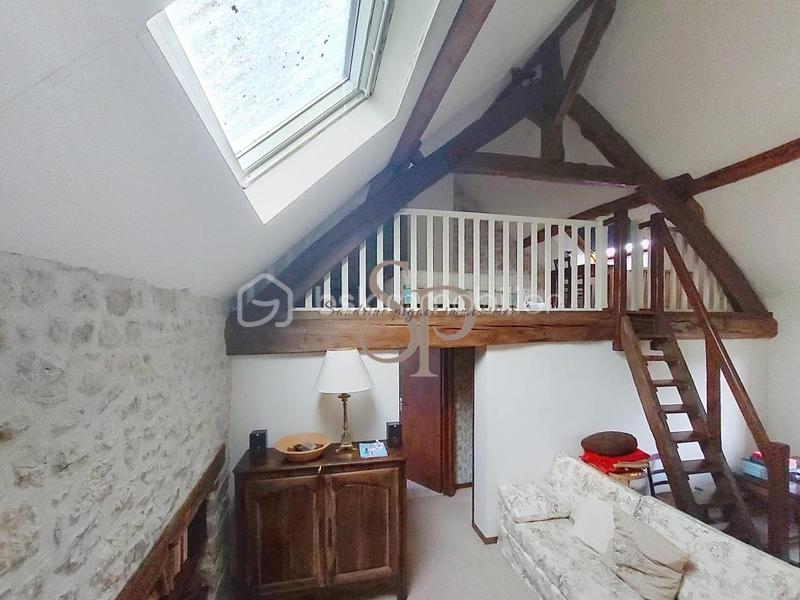 Maison ancienne - 141 m² - 7 pièces