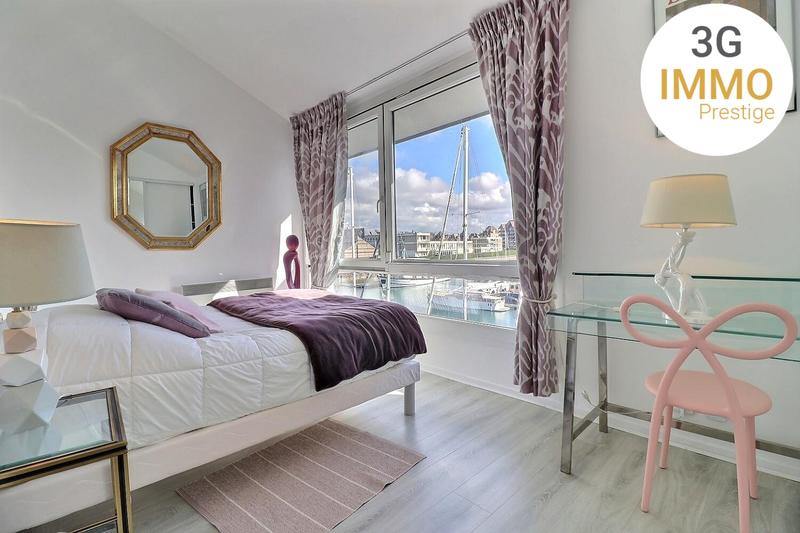 Appartement - 104 m² - 6 pièces