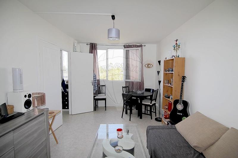Studio - 28 m² - 1 pièce