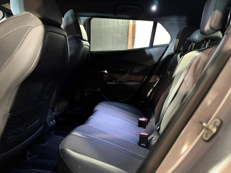 Peugeot 2008 II Gt 1.5 BlueHDi Eat8 130ch Sièges chauffants, Caméra de recul, Apple CarPlay