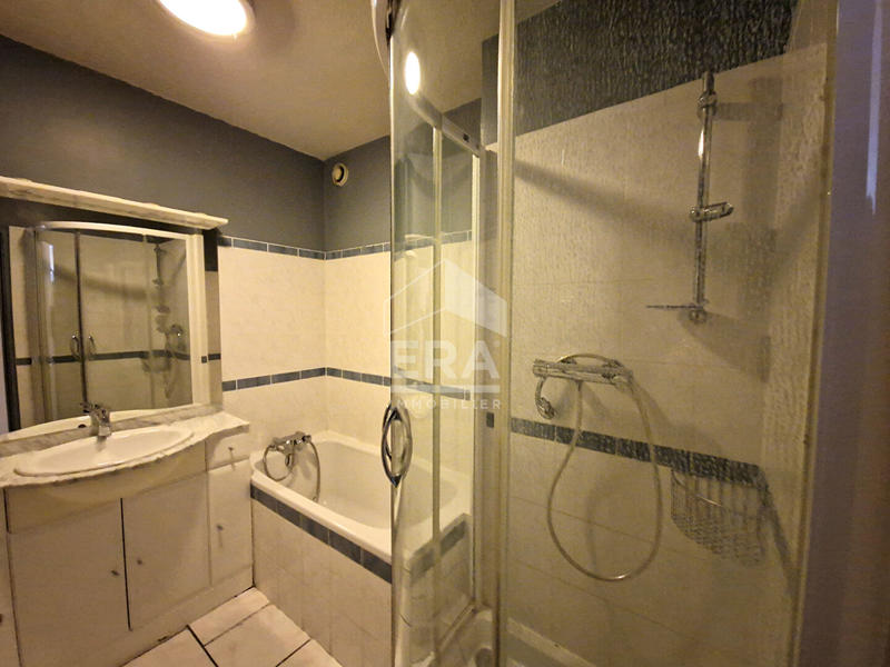 Appartement - 93 m² - 4 pièces