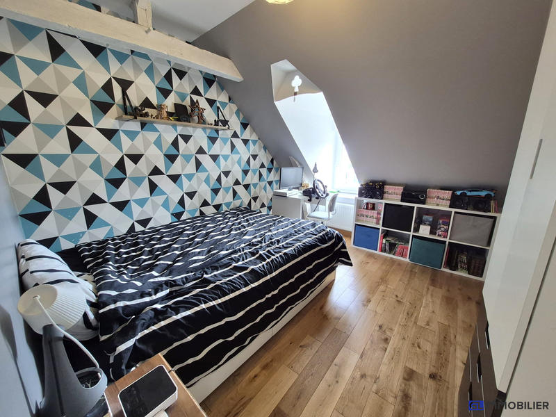 Maison - 168 m² - 7 pièces