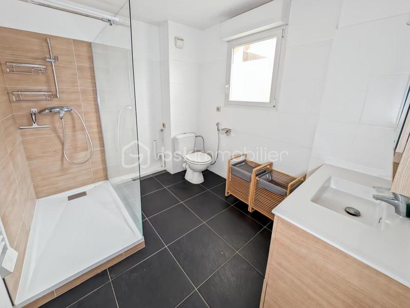 Appartement - 49 m² - 2 pièces