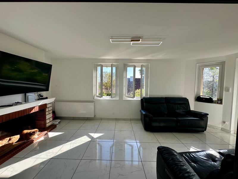 Maison - 142 m² - 7 pièces