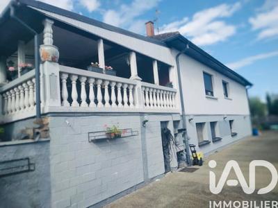 Maison - 350 m² - 12 pièces