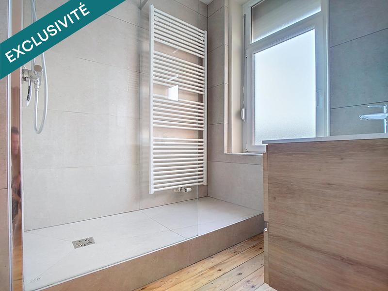 Maison - 297 m² - 14 pièces