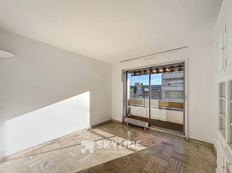 Appartement - 93 m² - 4 pièces