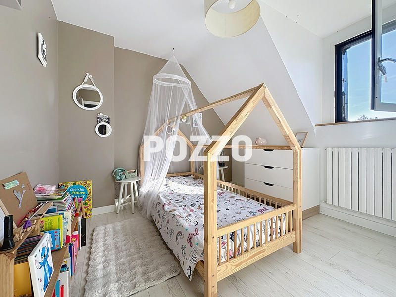 Maison - 153 m² - 7 pièces