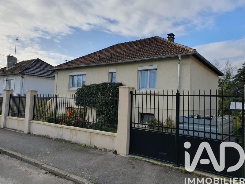 Maison - 93 m² - 4 pièces