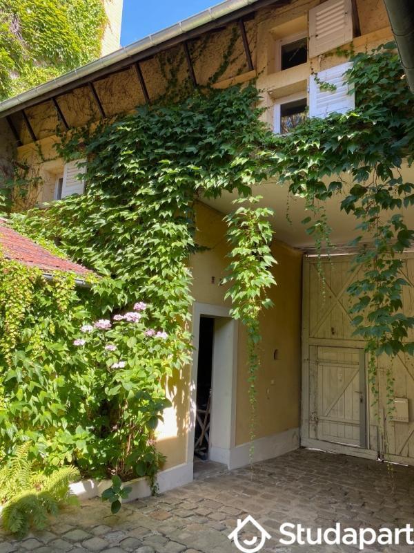 Chambre - 13 m² - 1 pièce